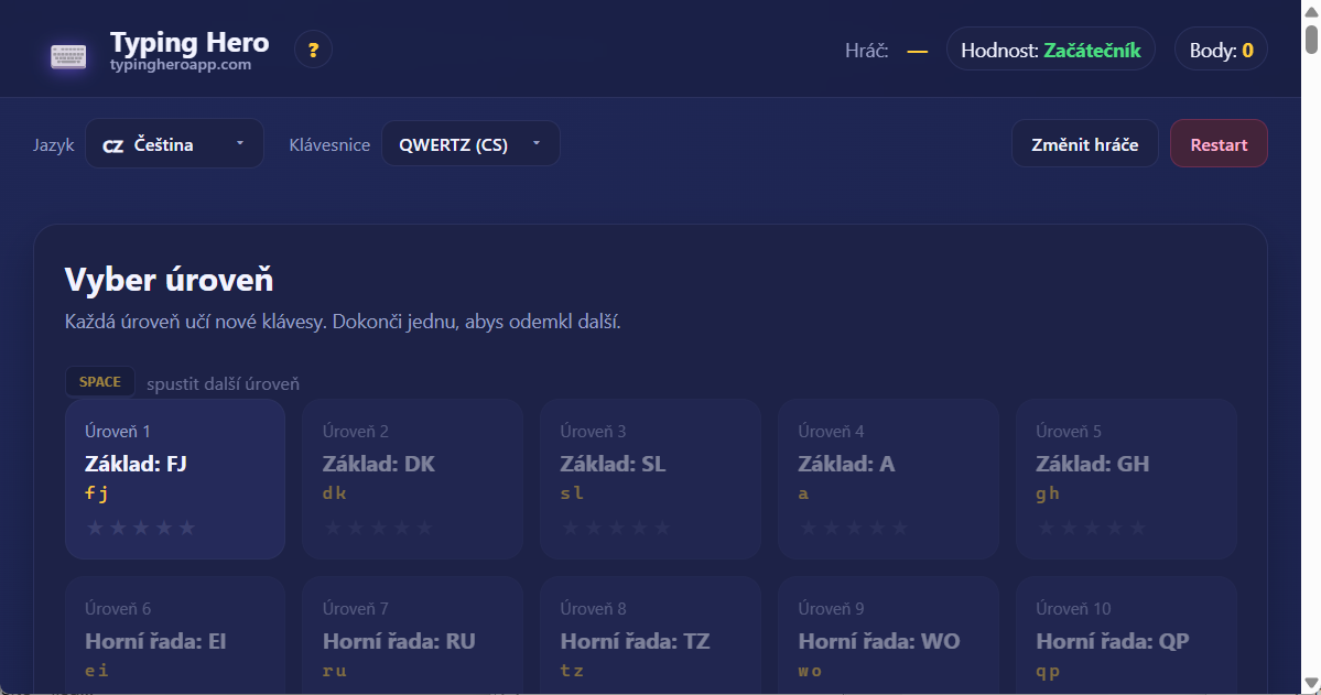 Typing Hero App český kurz psaní všemi deseti — snímek obrazovky rozhraní
